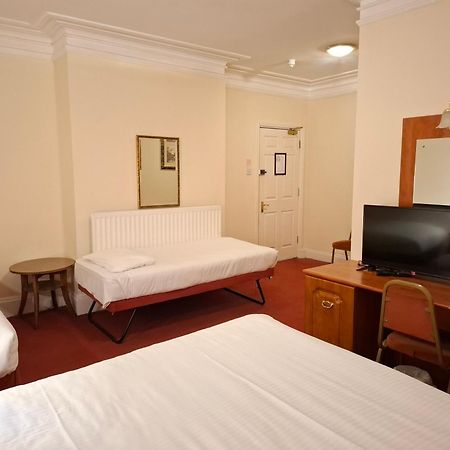Borough Arms Hotel Newcastle-under-Lyme Extérieur photo