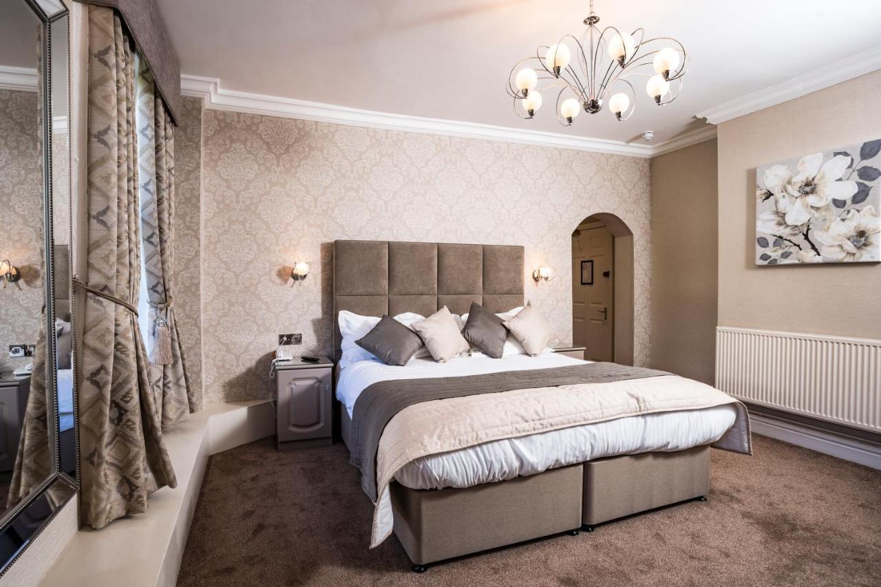 Borough Arms Hotel Newcastle-under-Lyme Extérieur photo