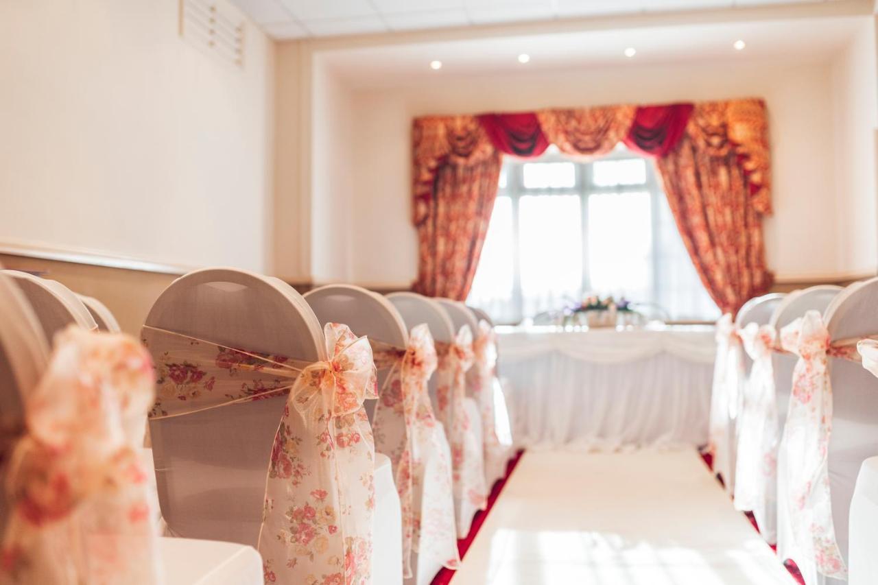 Borough Arms Hotel Newcastle-under-Lyme Extérieur photo